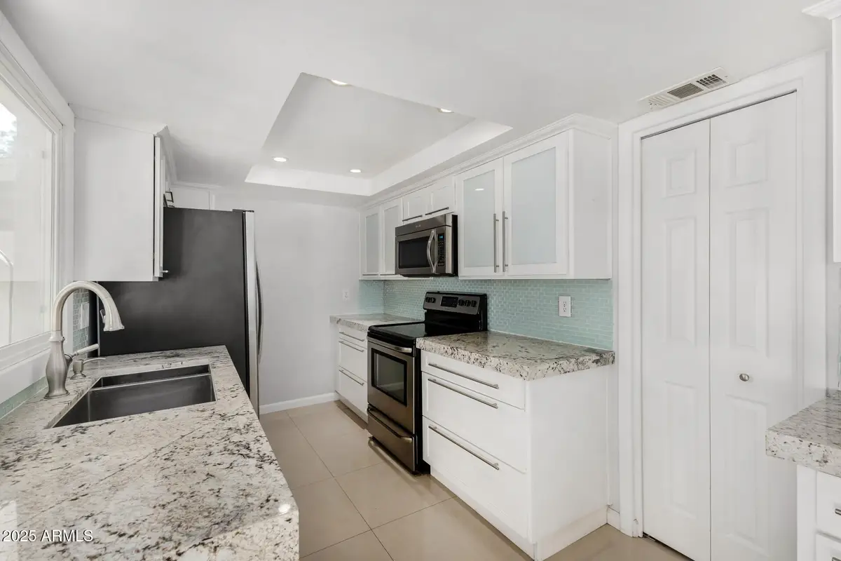 5833 N 81st Street, Scottsdale, AZ 85250 - Image #1