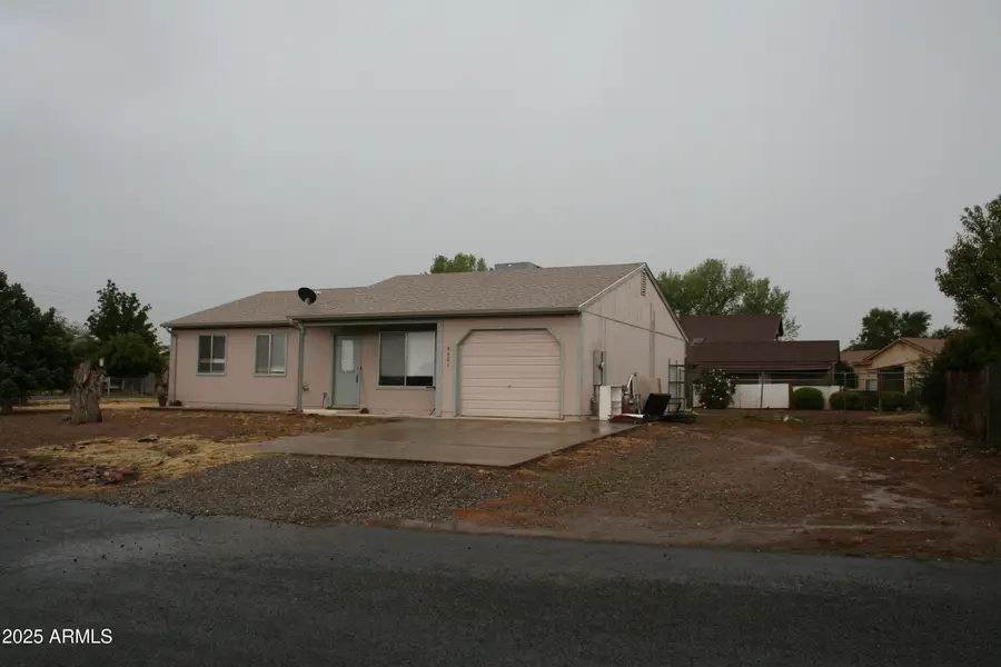 8901 E Waco Court, Prescott Valley, AZ 86314 - Image #2