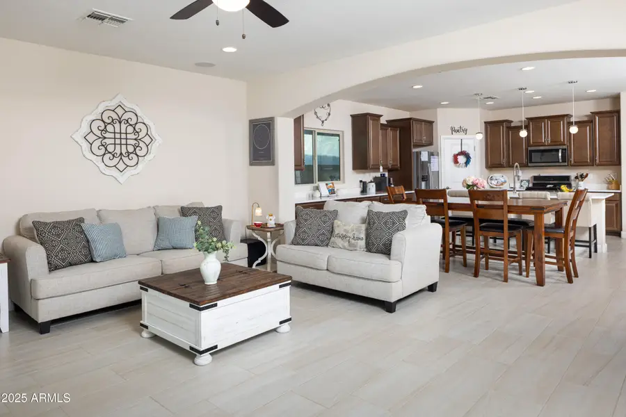 6638 W Sonoma Way, Florence, AZ 85132 - Image #2