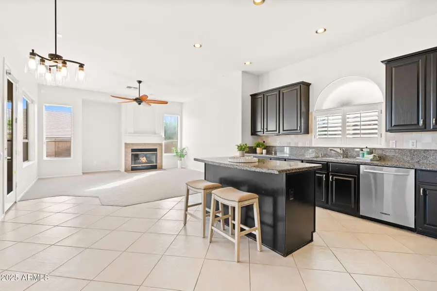 9545 E Kenwood Circle, Mesa, AZ 85207 - Image #3