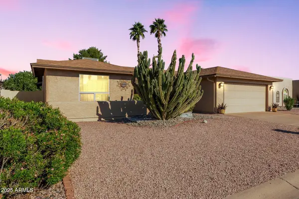 26433 S New Town Drive, Sun Lakes, AZ 85248