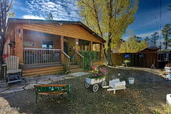 1151 E Caribou Road, Munds Park, AZ 86017