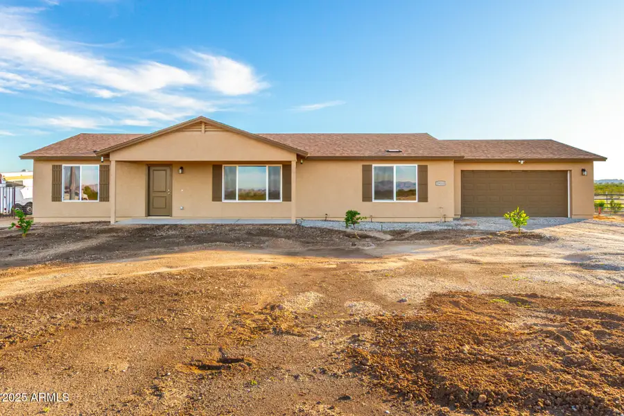 19133 W Nolan Drive, Buckeye, AZ 85326 - Image #2
