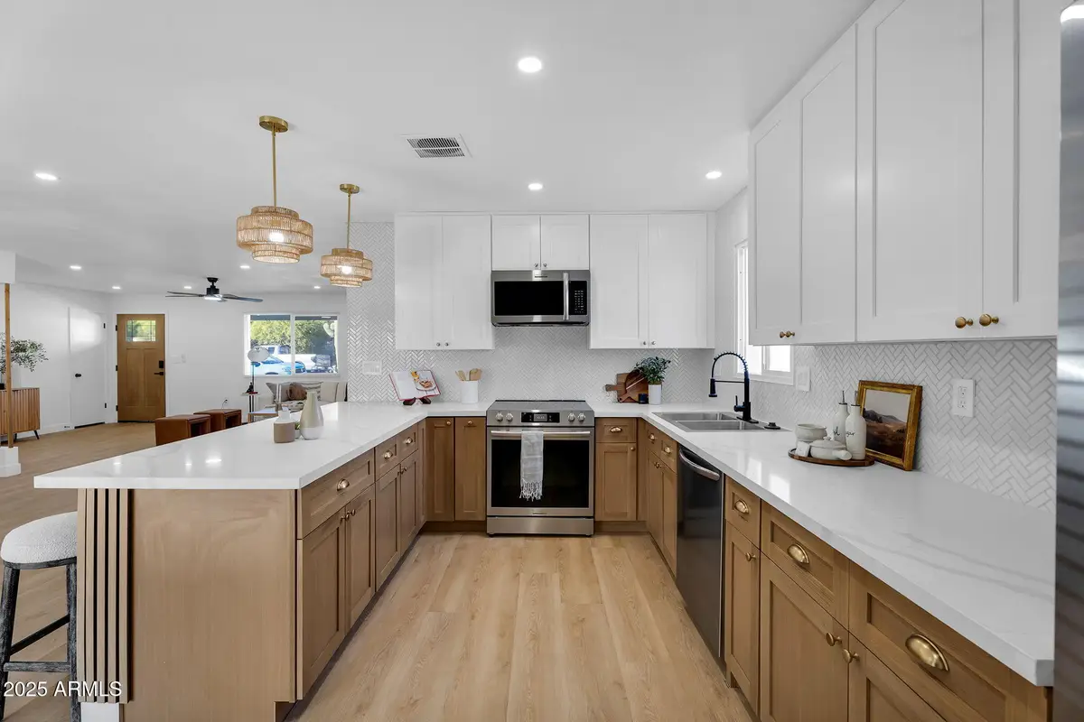 1037 E Lilac Drive, Tempe, AZ 85288 - Image #1