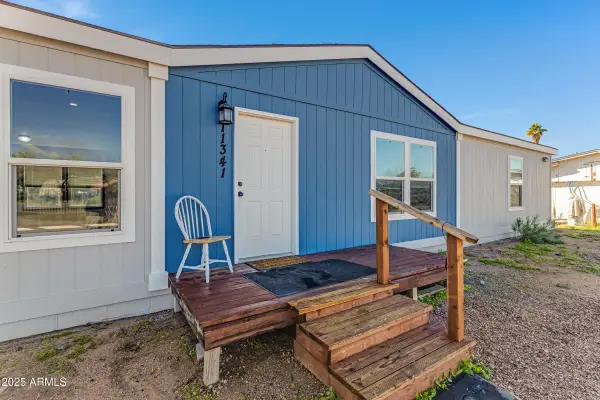 11341 E 6th Avenue, Apache Junction, AZ 85120