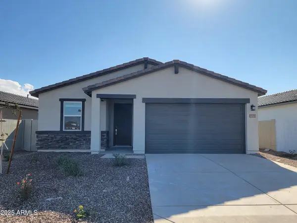 2379 E Fortana Drive, San Tan Valley, AZ 85143