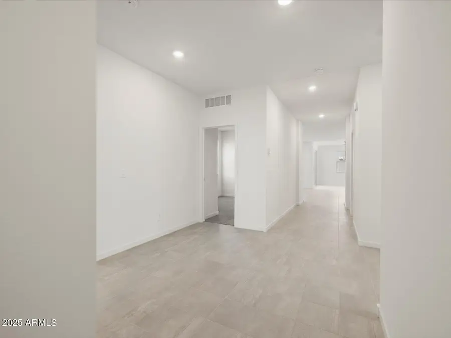 2379 E Fortana Drive, San Tan Valley, AZ 85143 - Image #2