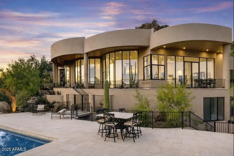 8812 E Palm Lane, Mesa, AZ 85207 - Image #3