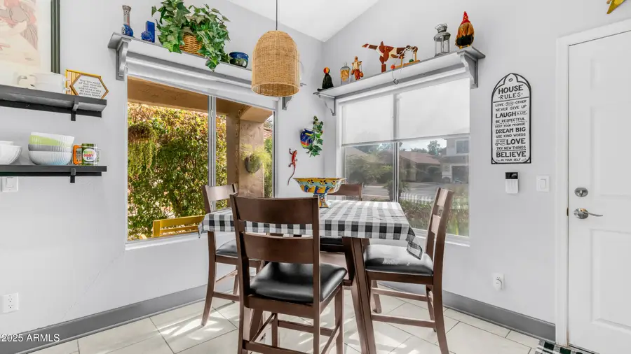 882 E Baylor Lane, Gilbert, AZ 85296 - Image #3