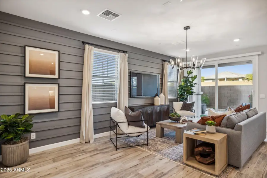 21025 N 58th Place, Phoenix, AZ 85054 - Image #3