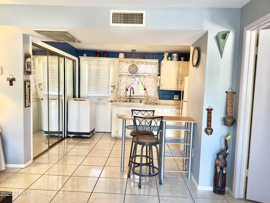 248 S Paseo Aguila -- #C, Green Valley, AZ 85614 - Image #2