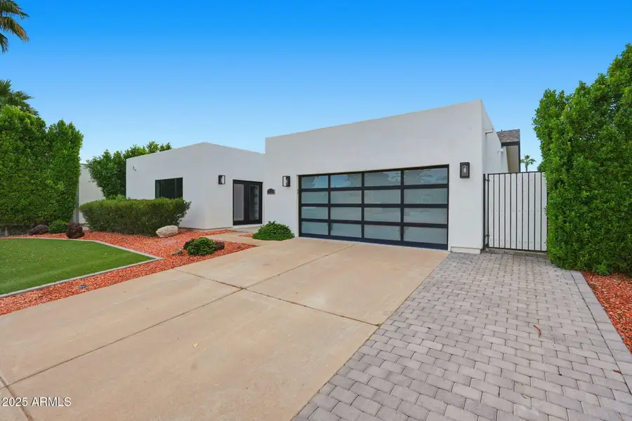 7761 E Valley Vista Lane, Scottsdale, AZ 85250 - Image #3