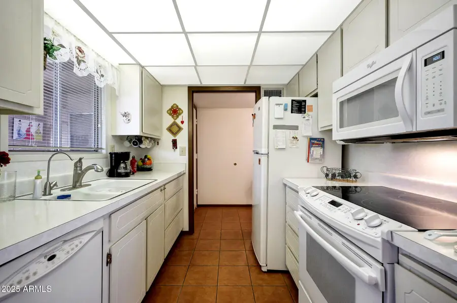 13611 N 98th Avenue #C, Sun City, AZ 85351 - Image #3