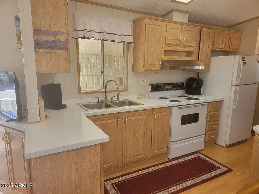 210 E Hedge Drive, Florence, AZ 85132 - Image #3