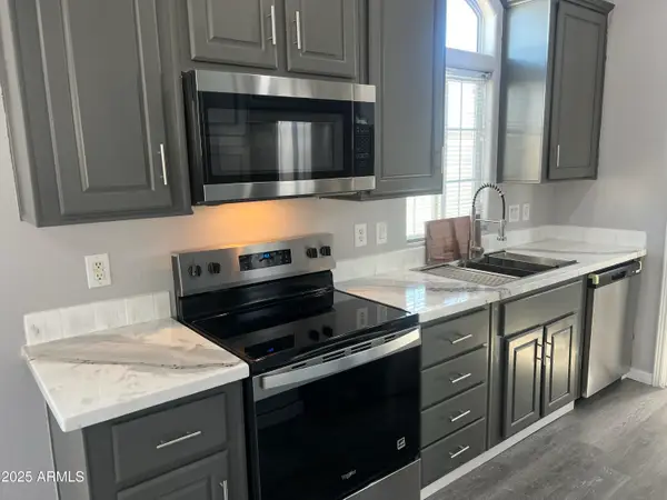 10701 N 99th Avenue #65, Peoria, AZ 85345