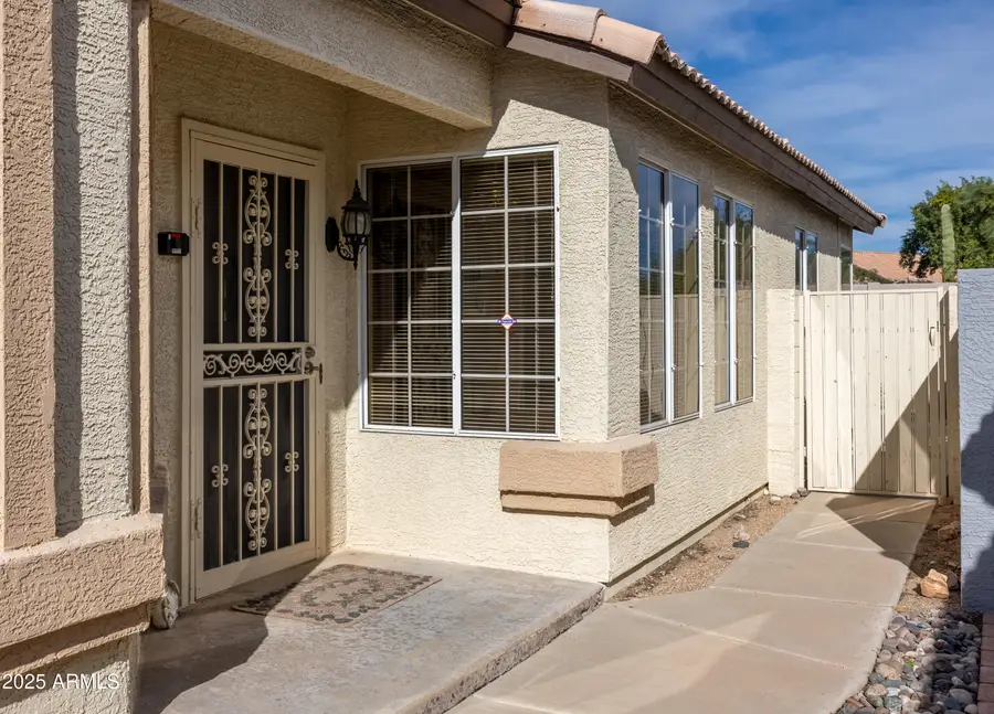 10622 W Mohawk Lane, Peoria, AZ 85382 - Image #3