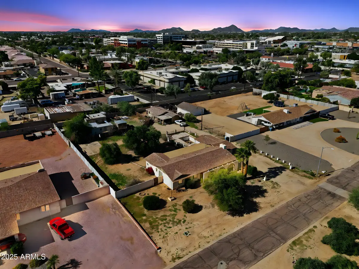 16436 N 40th Place, Phoenix, AZ 85032 - Image #1