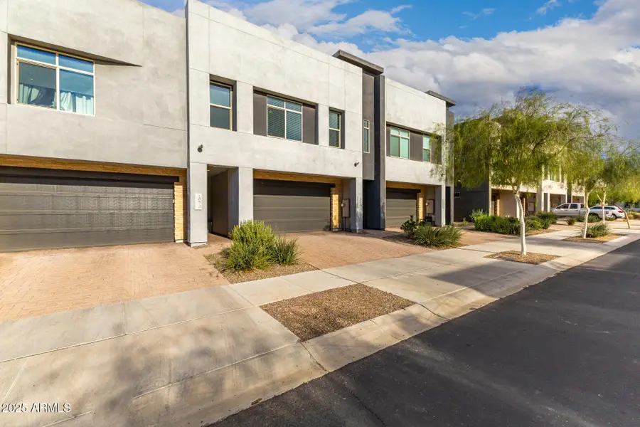 1970 W Desert Hollow Drive, Phoenix, AZ 85085 - Image #2