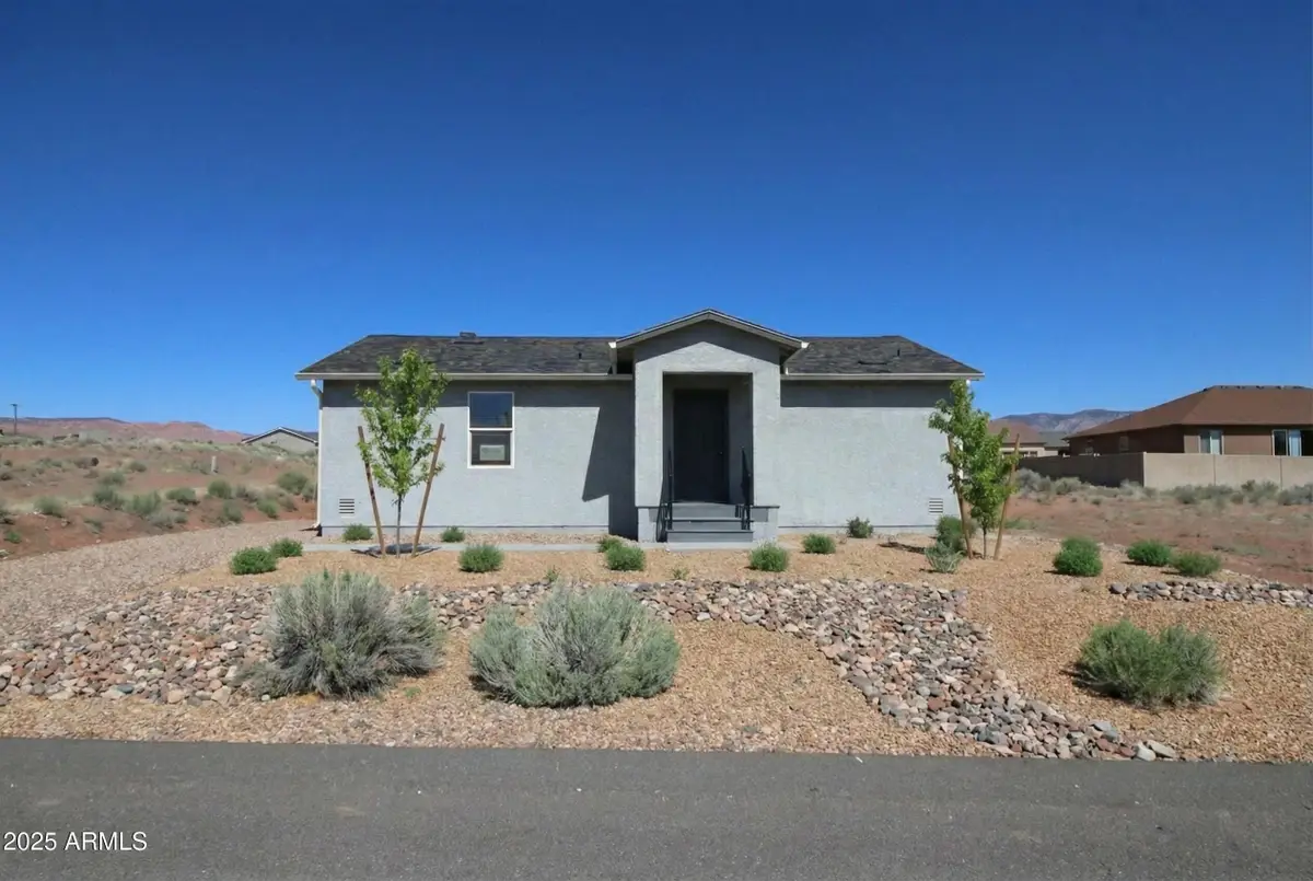 20170 E Prickly Pear Drive, Cordes Lakes, AZ 86333 - Image #1