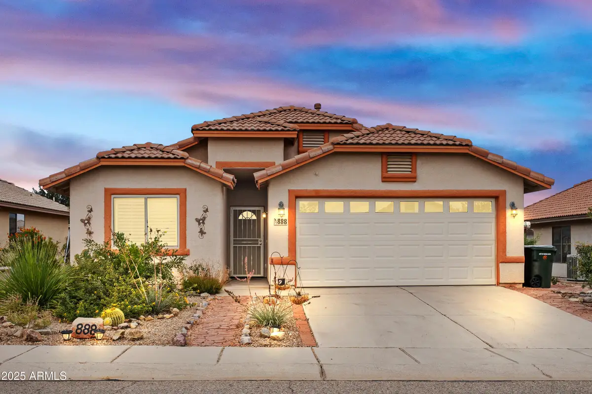 888 Tularosa Drive, Sierra Vista, AZ 85635 - Image #1