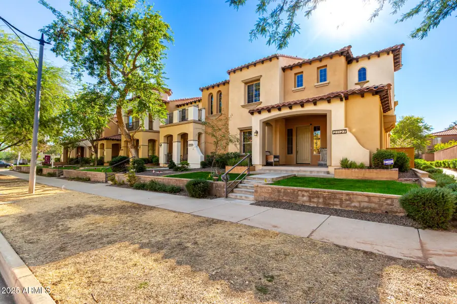 21127 W Sunrise Lane, Buckeye, AZ 85396 - Image #3