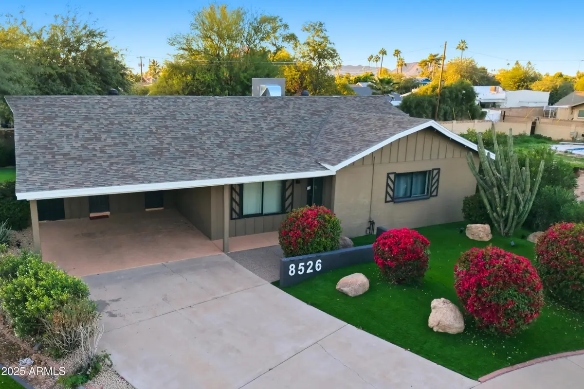 8526 E Whitton Avenue, Scottsdale, AZ 85251 - Image #1