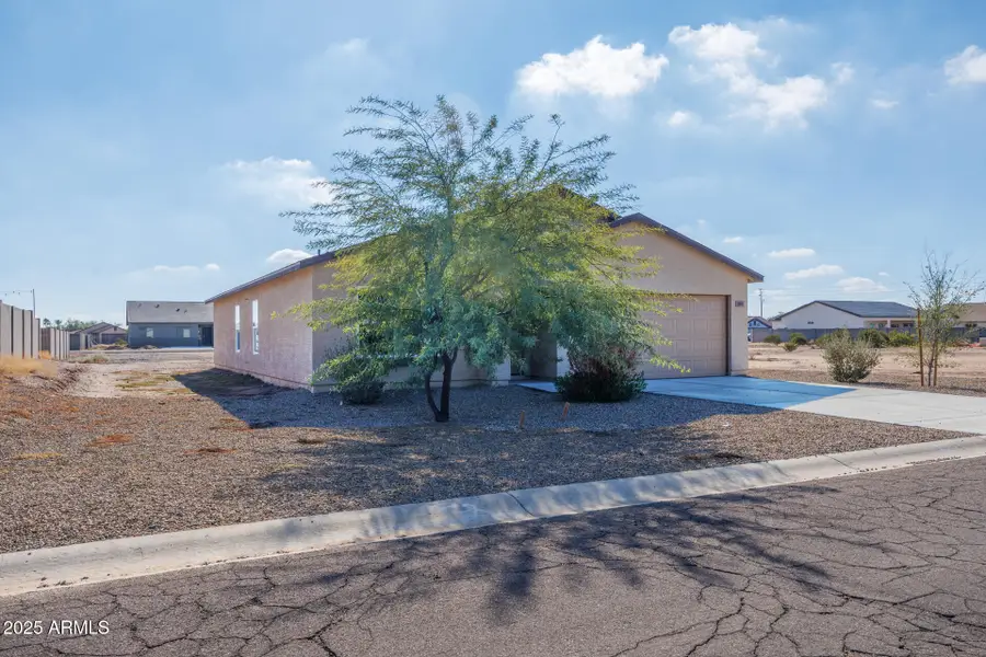 10890 W Carmelita Circle, Arizona City, AZ 85123 - Image #3