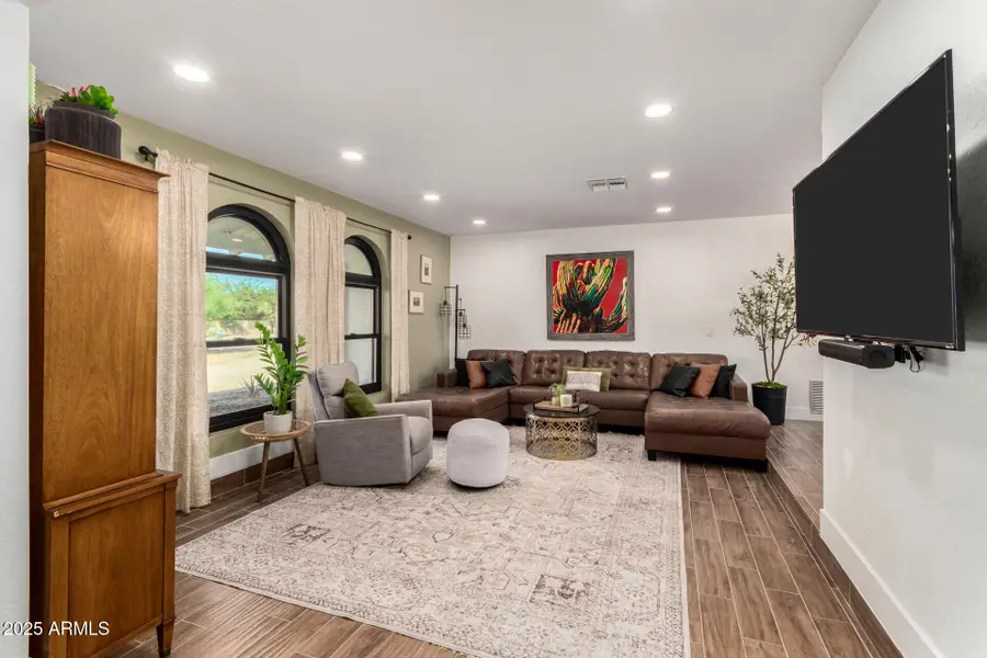 2107 N Sossaman Road, Mesa, AZ 85207 - Image #2