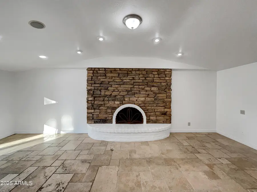 6325 E Sweetwater Avenue, Phoenix, AZ 85254 - Image #3