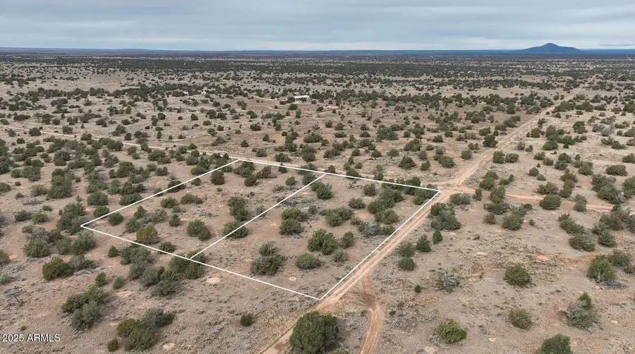 3976 E Highgrove Road #225, Valle, AZ 86046 - Image #3