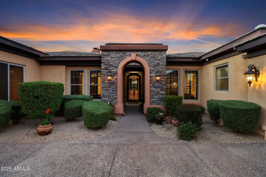 3928 E Williams Drive, Phoenix, AZ 85050 - Image #2