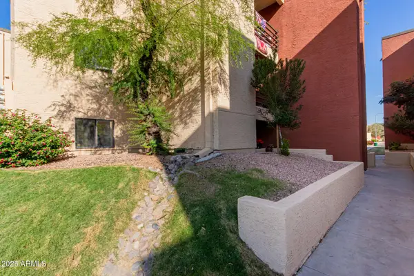 1340 N Recker Road #133, Mesa, AZ 85205