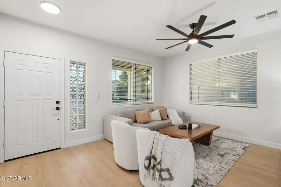 978 E Julie Avenue, San Tan Valley, AZ 85140 - Image #3