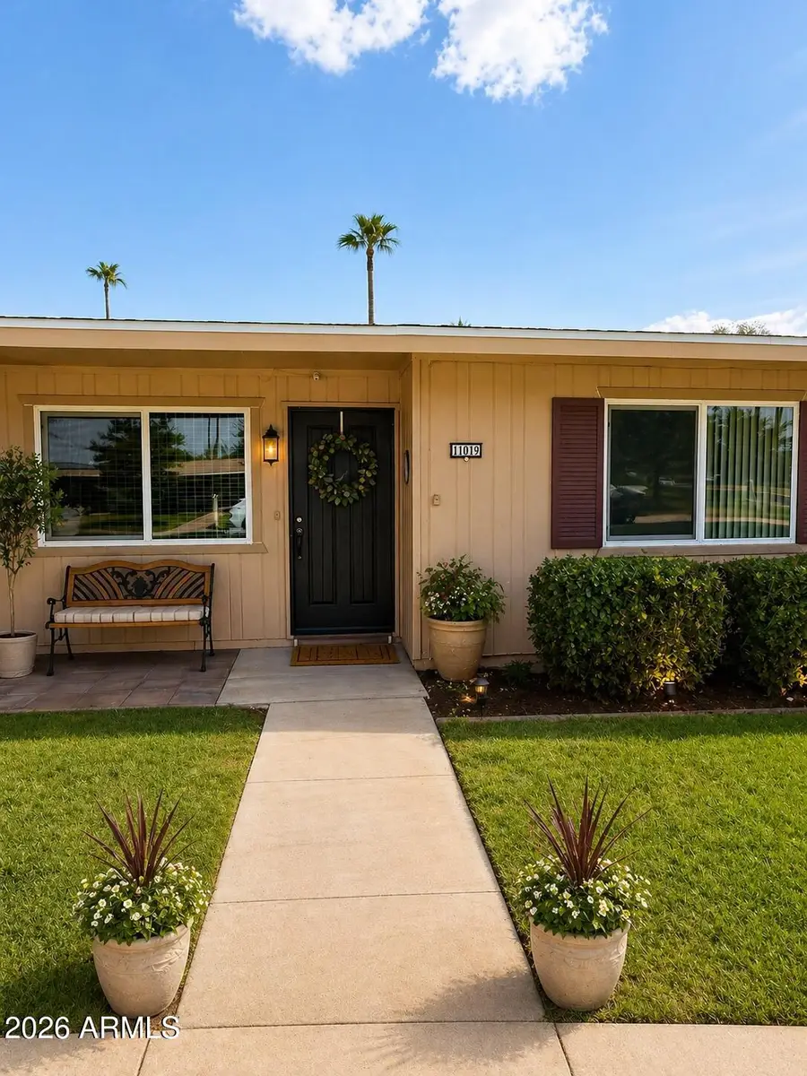 11019 W Santa Fe Drive, Sun City, AZ 85351 - #2