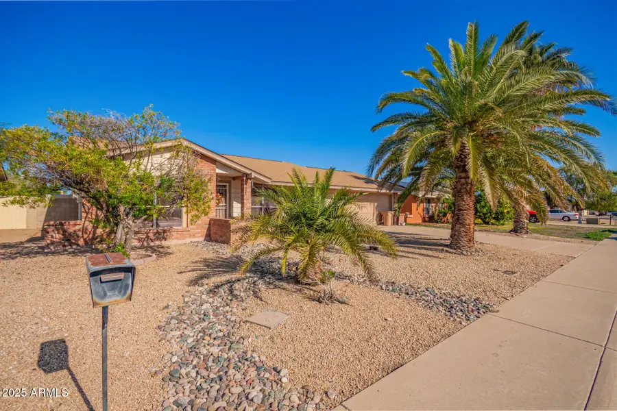 10442 W Harmont Drive, Peoria, AZ 85345 - Image #3