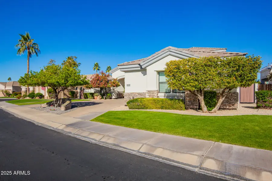 652 W Aster Court, Chandler, AZ 85248 - #3