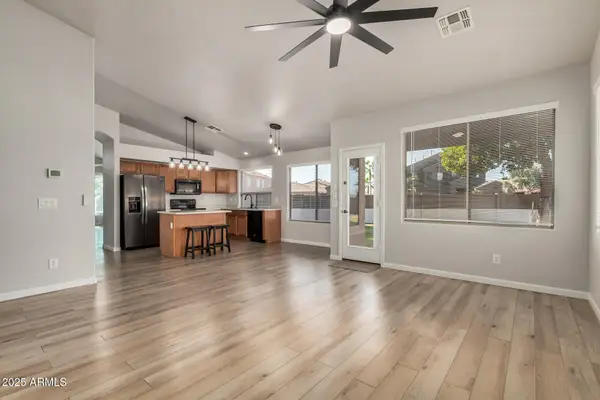 42652 W Bunker Drive, Maricopa, AZ 85138