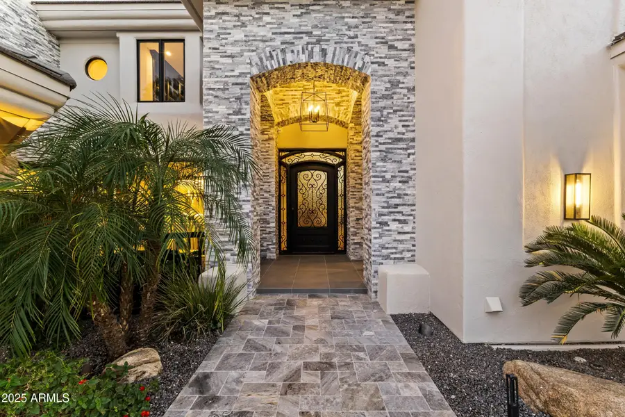 7475 E Gainey Ranch Road #7, Scottsdale, AZ 85258 - Image #2