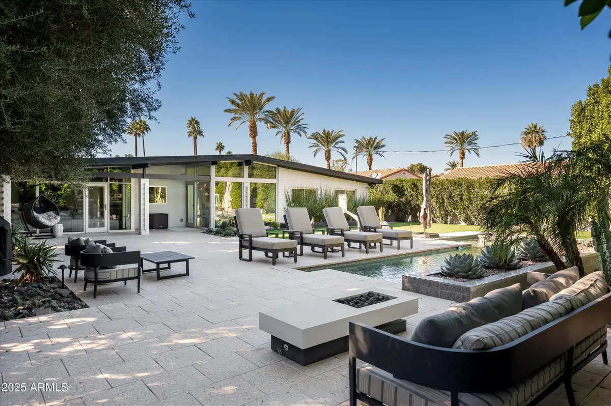 3127 N 60th Street, Phoenix, AZ 85018 - Image #1