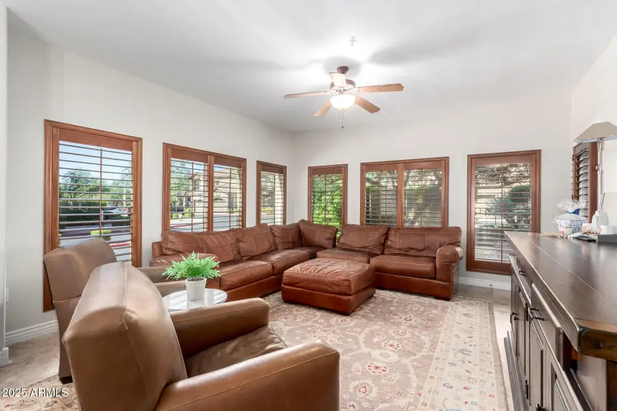 5450 E Deer Valley Drive #1217, Phoenix, AZ 85054 - Image #3