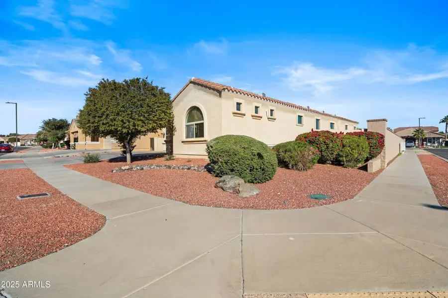 17604 W Surrey Drive, Surprise, AZ 85388 - Image #3