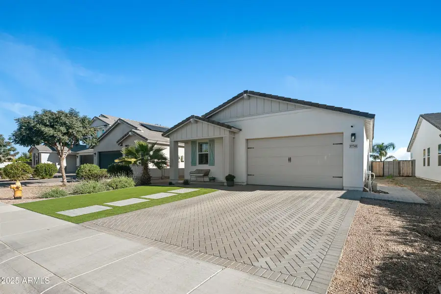 37741 N Bentgrass Road, San Tan Valley, AZ 85140 - Image #2