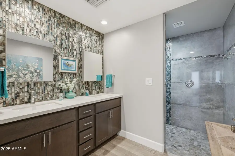 3470 E Paradise Drive, Phoenix, AZ 85028 - Image #3