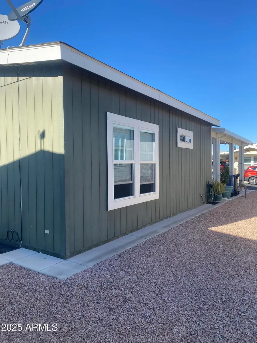 650 N Hawes Road, Mesa, AZ 85207 - Image #3