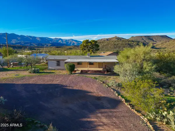 33300 S Jeanne Lane, Black Canyon City, AZ 85324