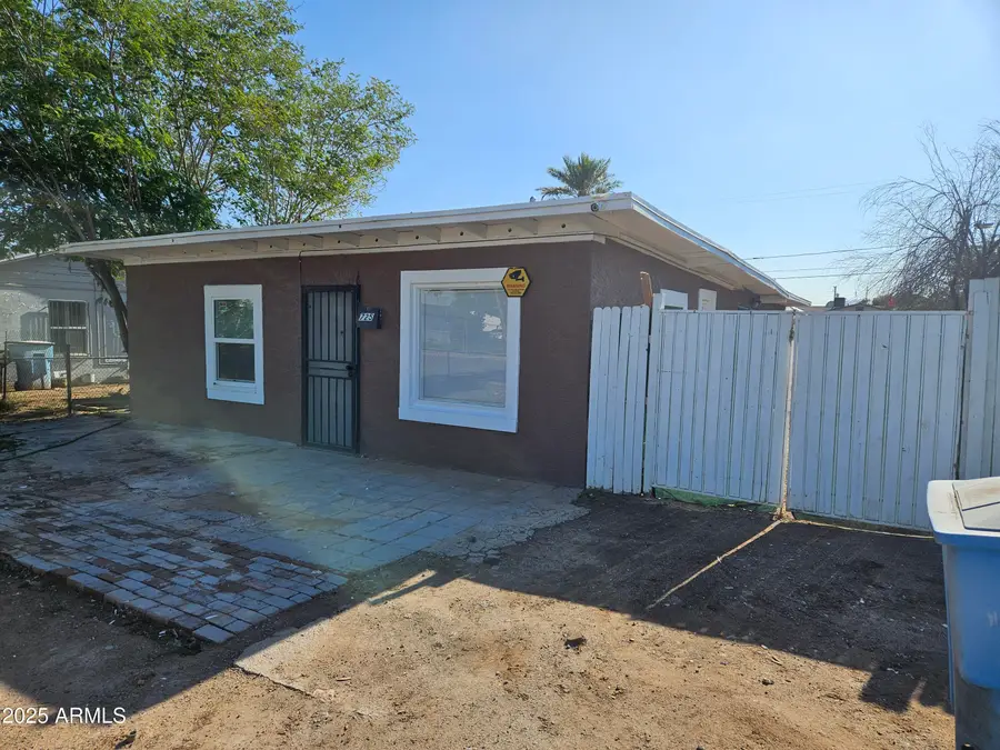 725 W Southgate Avenue, Phoenix, AZ 85041 - Image #2
