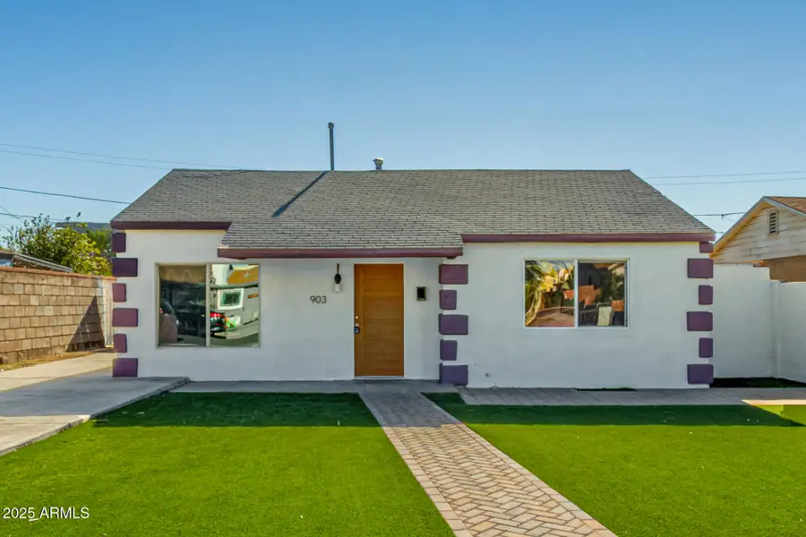 903 E Amelia Avenue, Phoenix, AZ 85014 - Image #2