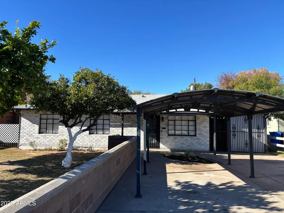 2816 N 33rd Place, Phoenix, AZ 85008 - Image #1