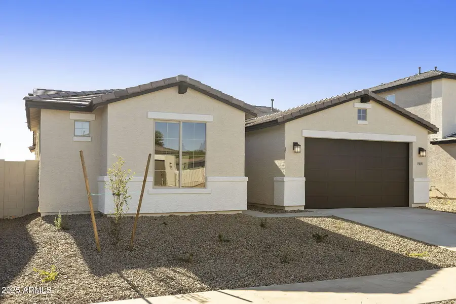 15691 W Mercer Lane, Surprise, AZ 85379 - Image #2