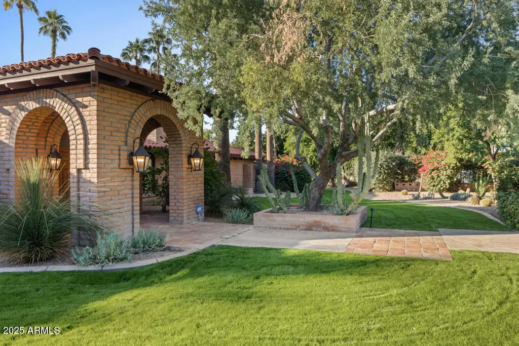 5401 E Mariposa Street, Phoenix, AZ 85018 - #1